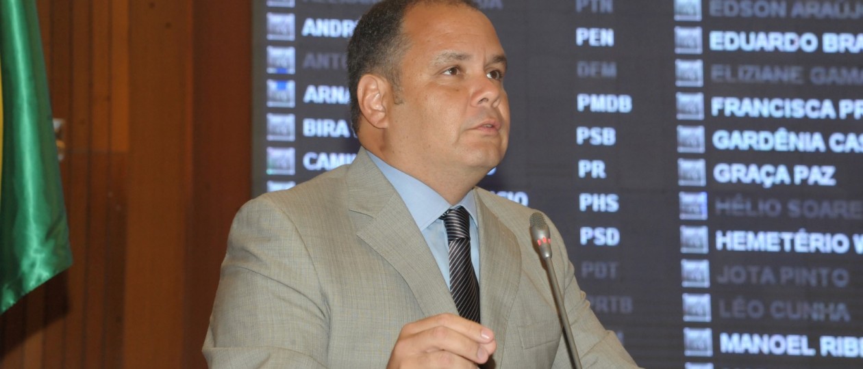 Fâmulo de berço do clã Sarney será líder do governo Flávio Dino na Assembleia