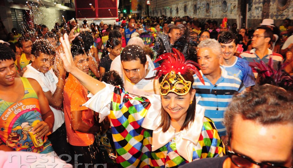 Medo de ser presa afasta Roseana Sarney de Carnaval no Maranhão