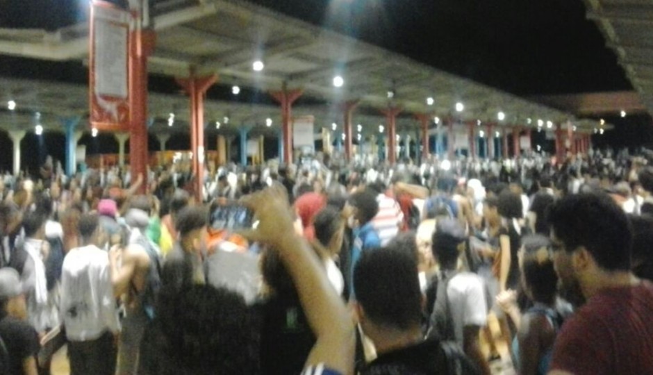 PM agride e prende estudantes em protesto contra aumento da passagem em São Luís
