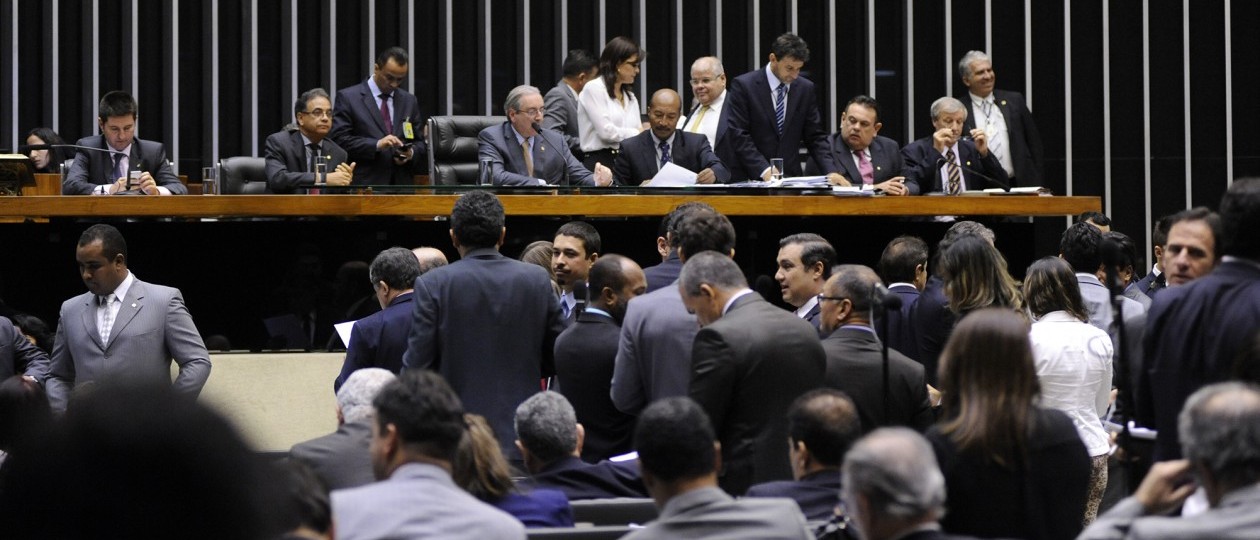 Câmara aprova MP que libera R$ 5,18 bilhões para a continuidade do Fies
