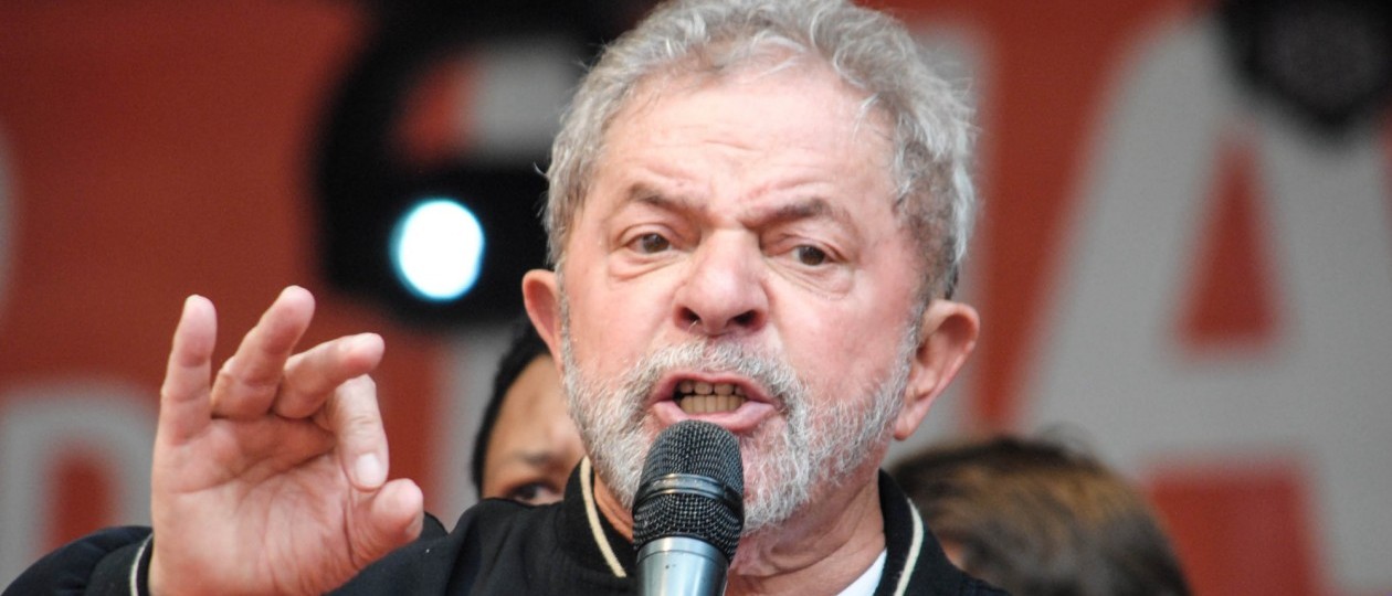 Lula aceita convite e assumirá Casa Civil