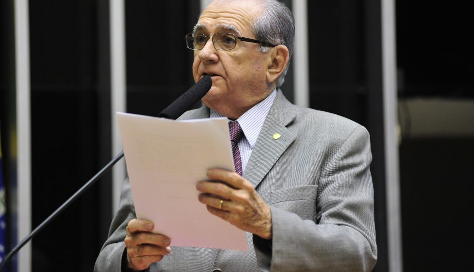 João Castelo morre, aos 79 anos, em São Paulo