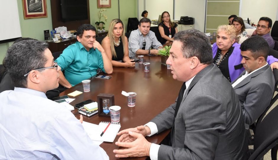 Tema reúne prefeitos do Conguarás e discute ações no setor da saúde