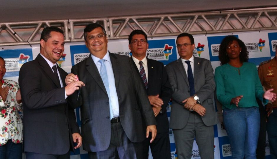 Flávio Dino inicia processo de privatização dos presídios no MA