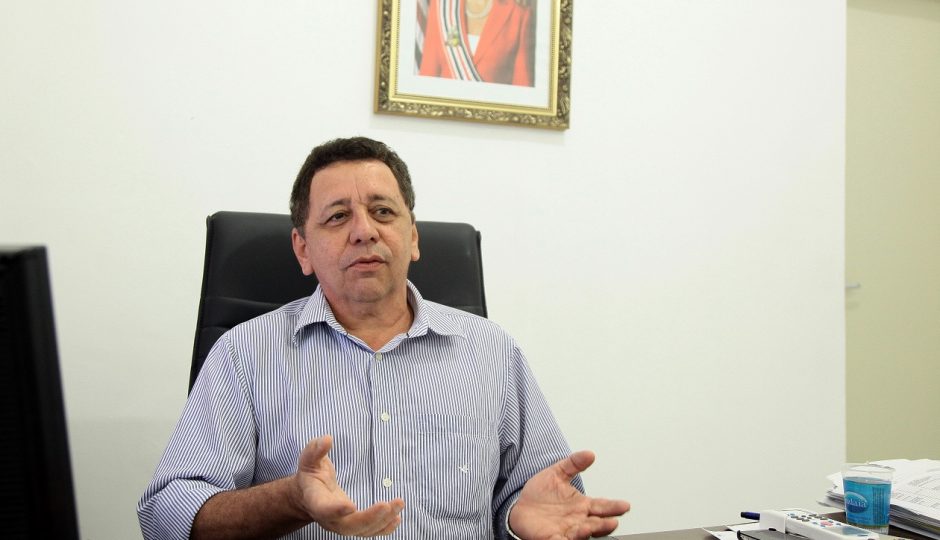 Juiz julga improcedente e arquiva ação contra Sérgio Macedo