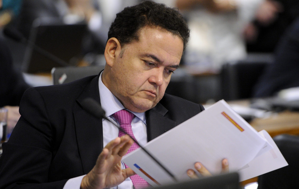 STF abre inquérito sobre prestação de contas de Roberto Rocha