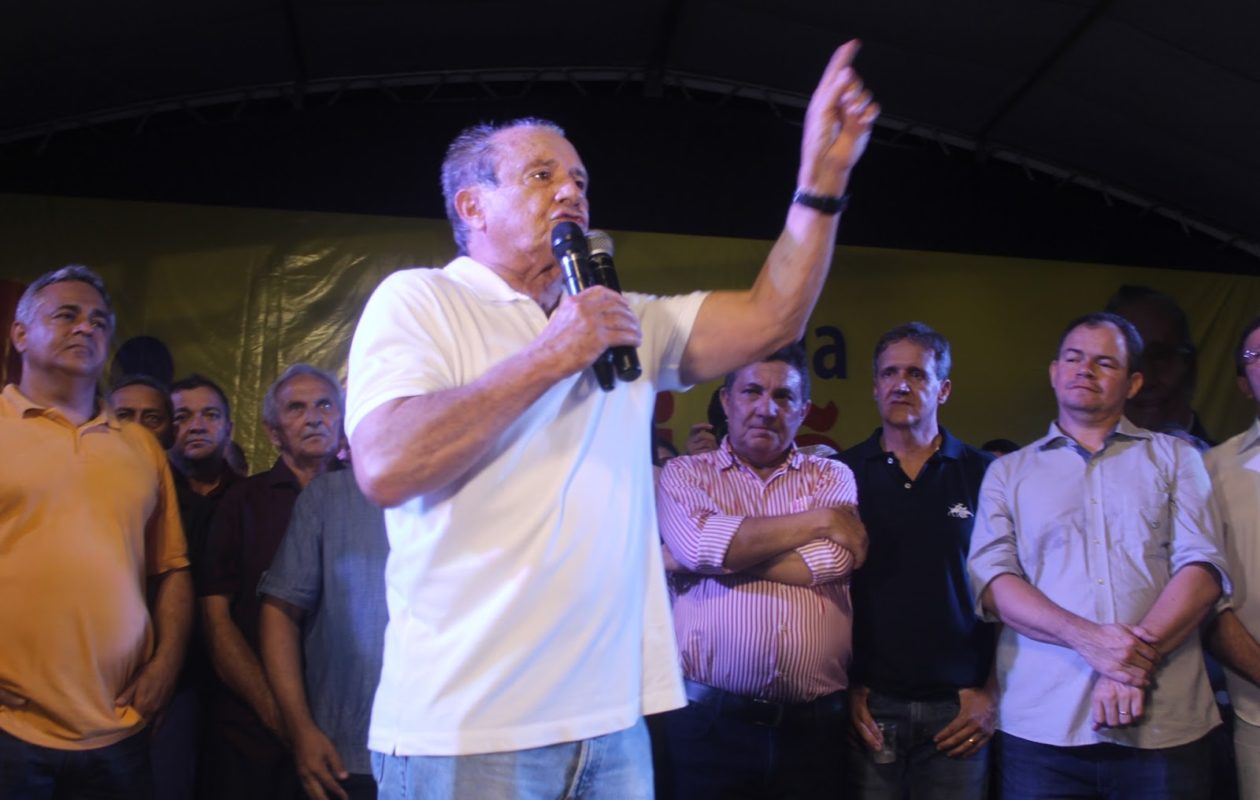 Padrinhos de Flávio Dino formam grupão por Zé Reinaldo para o Senado