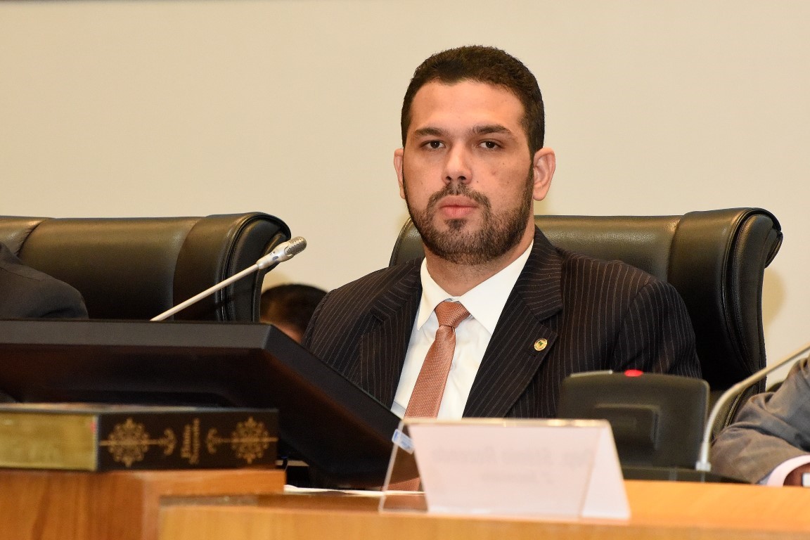 Em nota, Fábio Macedo explica lesão e ameaças a PM: “Consumo de bebidas alcoólicas”