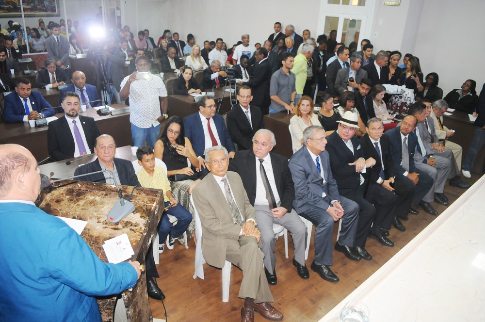 Câmara Municipal de São Luís homenageia ex-presidentes