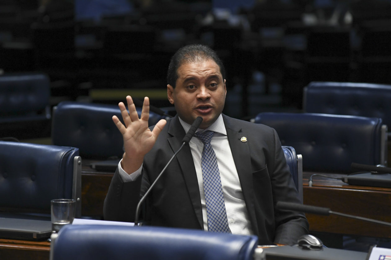 Plenário do Senado Federal durante sessão deliberativa ordinária. Em pronunciamento, senador Weverton Rocha