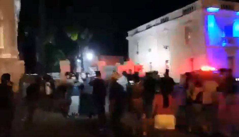 Governo Dino usa Choque para reprimir moradores e manifestantes do Cajueiro