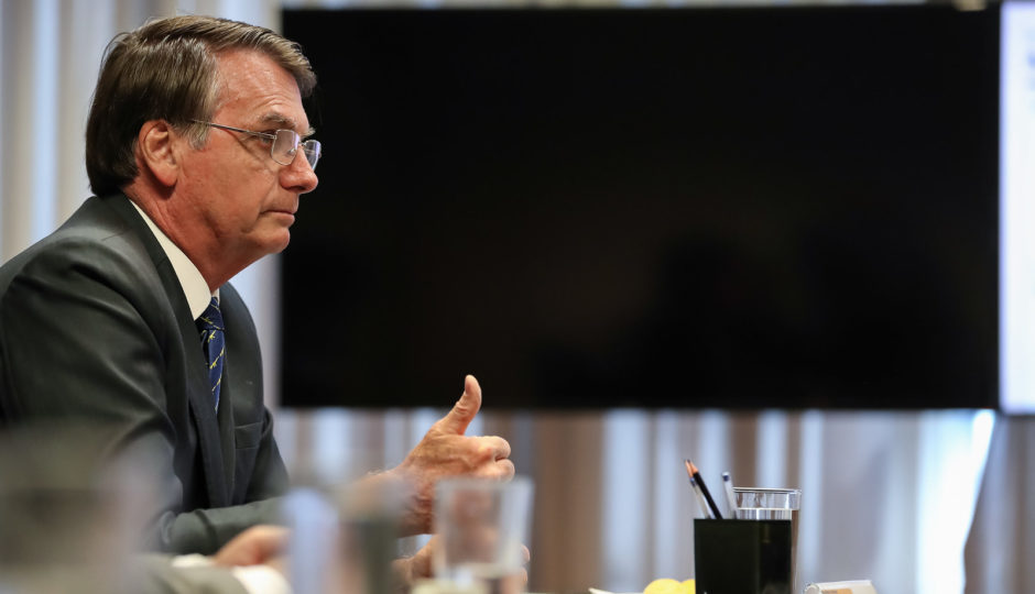 Jair Bolsonaro sanciona fundo eleitoral de R$ 2 bilhões