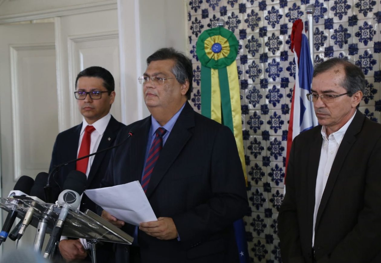 Flávio Dino, Carlos Lula e Marcos Pacheco, durante coletiva sobre as medidas realizadas no Maranhão para combate ao novo coronavírus. Foto: Handson Chagas