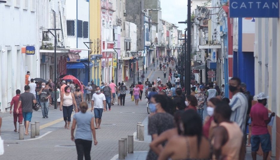 Isolamento social despenca no Maranhão em meio a decreto pela reabertura do comércio