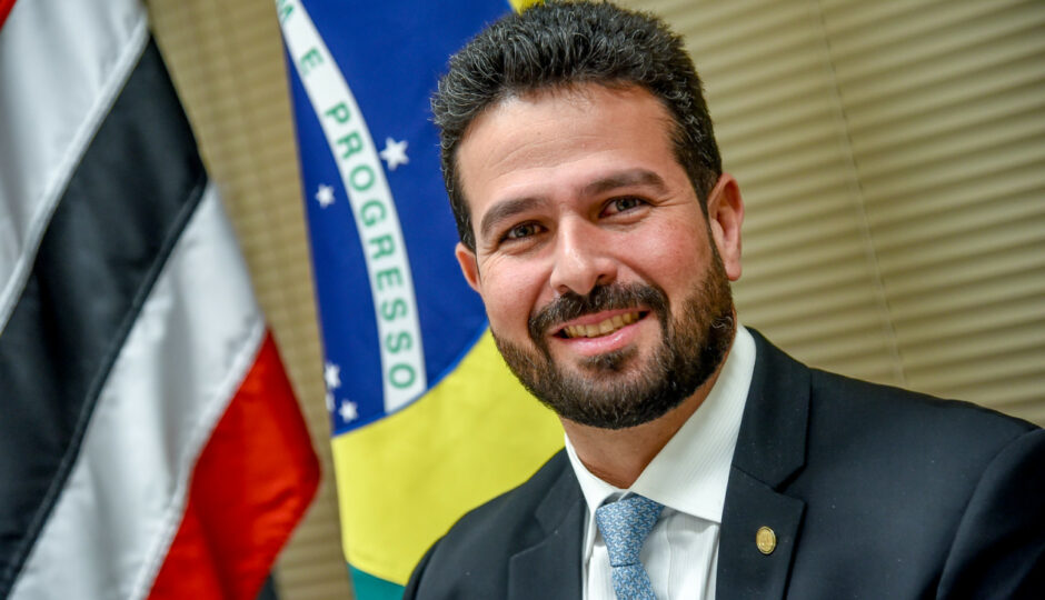 Secretaria de Representação do MA em Brasília, com sete cargos, pode ser dada a Gil Cutrim