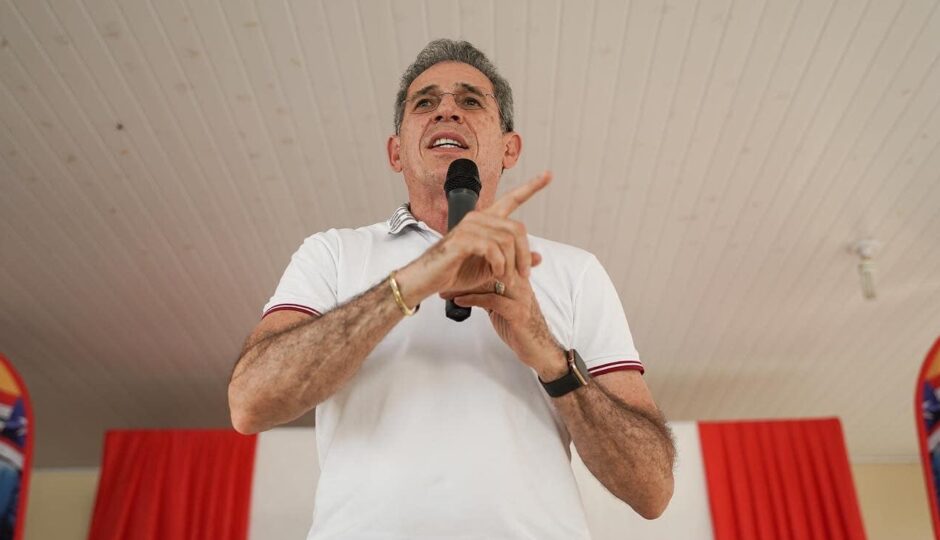 ‘Exemplo tem que vir de cima’, diz Zé Carlos sobre lei descumprida por Iracema Vale