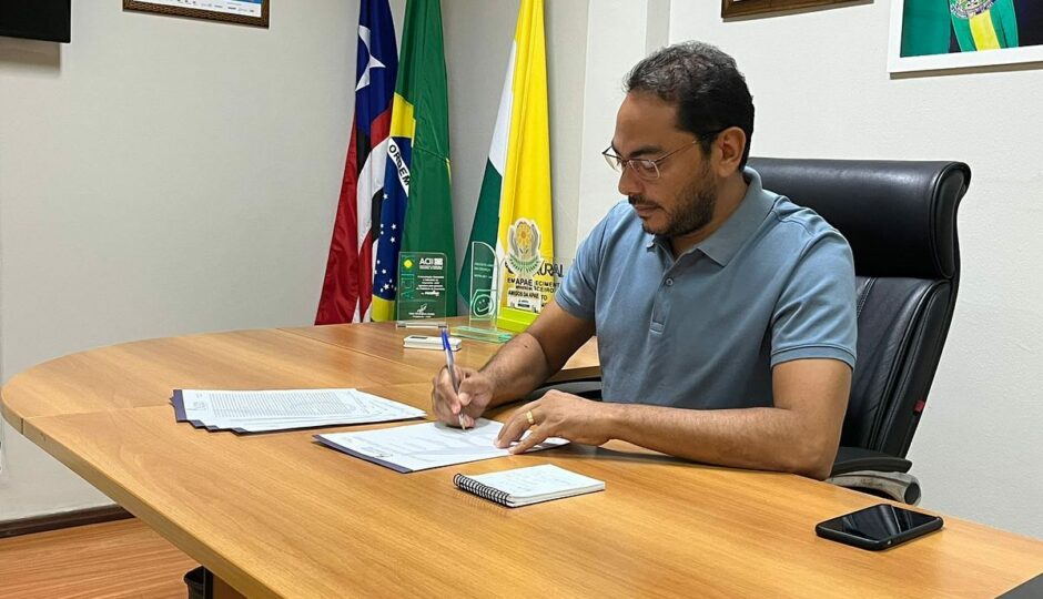 Assis Ramos ignora Ministério Público em investigação sobre peculato