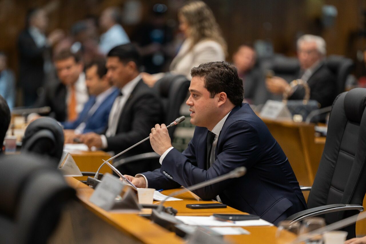 Saída de Leandro Bello do Podemos para o PT pode implodir bloquinho na Assembleia Legislativa